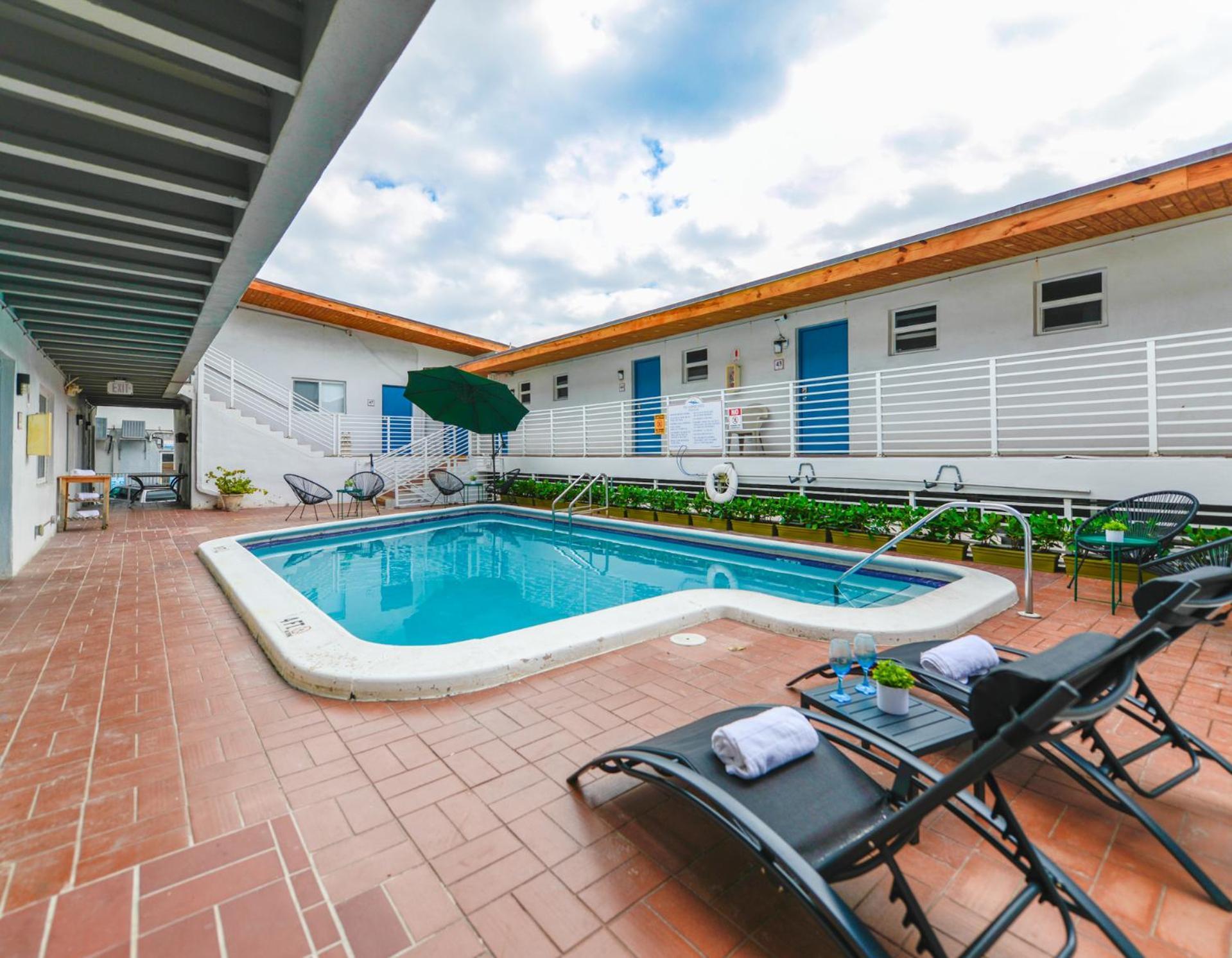 Serene Studio By The Beach With Pool - M34 Hollywood Ngoại thất bức ảnh